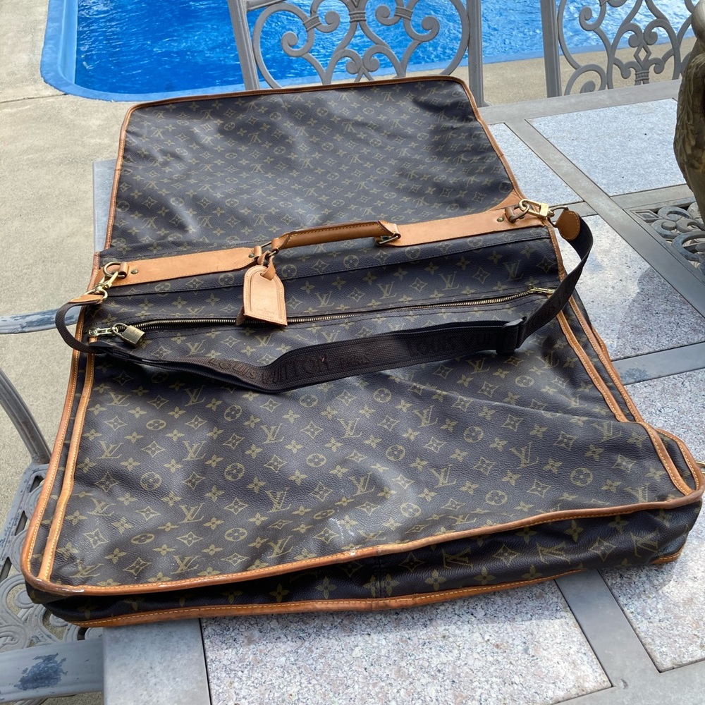 Louis Vuitton Garment Bag